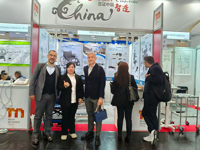 Exposição Yuteng Medical in Dubai